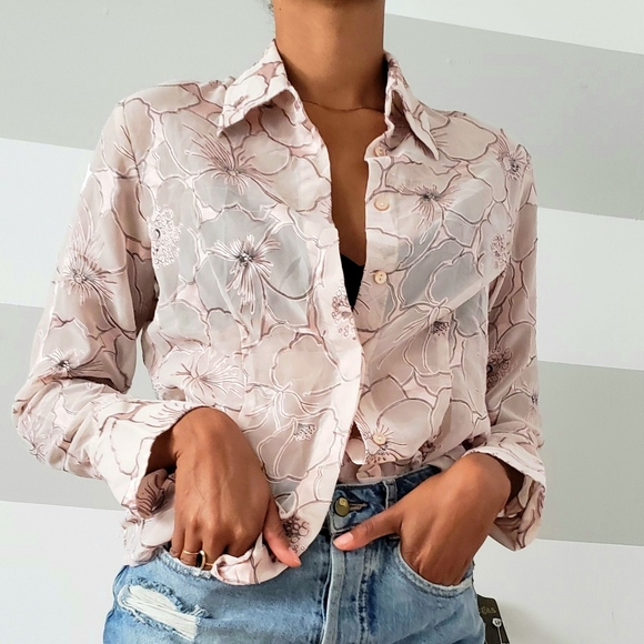 Vintage pink sheer floral print blouse - Picture 2 of 6